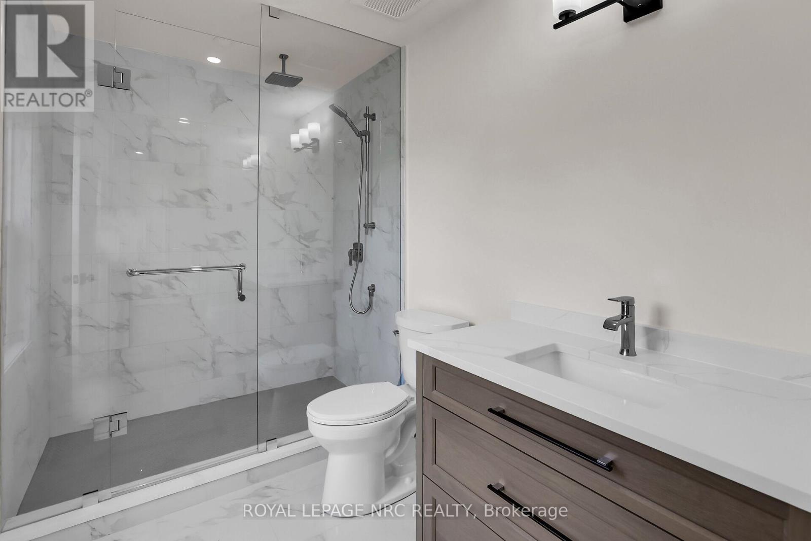 2021 Victoria Avenue, Pelham, Ontario  L0S 1C0 - Photo 24 - X12952556