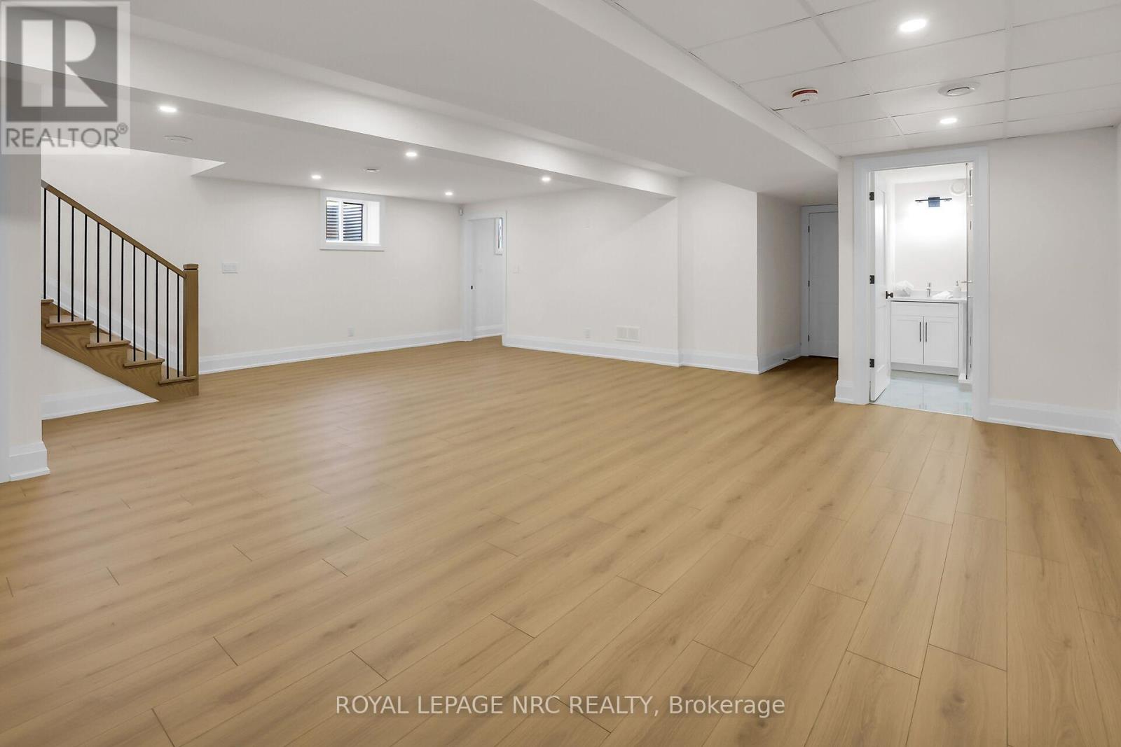 2021 Victoria Avenue, Pelham, Ontario  L0S 1C0 - Photo 27 - X12952556