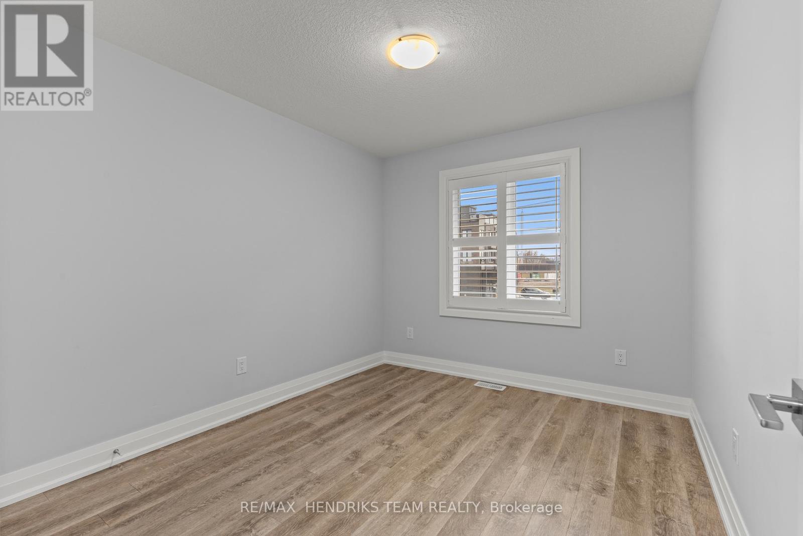 6649 Cropp Street, Niagara Falls, Ontario  L2E 0B7 - Photo 29 - X12952562