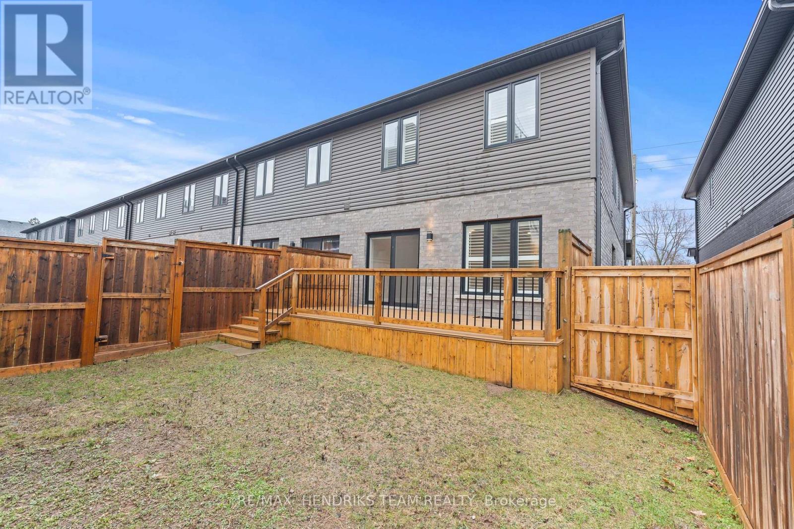 6649 Cropp Street, Niagara Falls, Ontario  L2E 0B7 - Photo 37 - X12952562