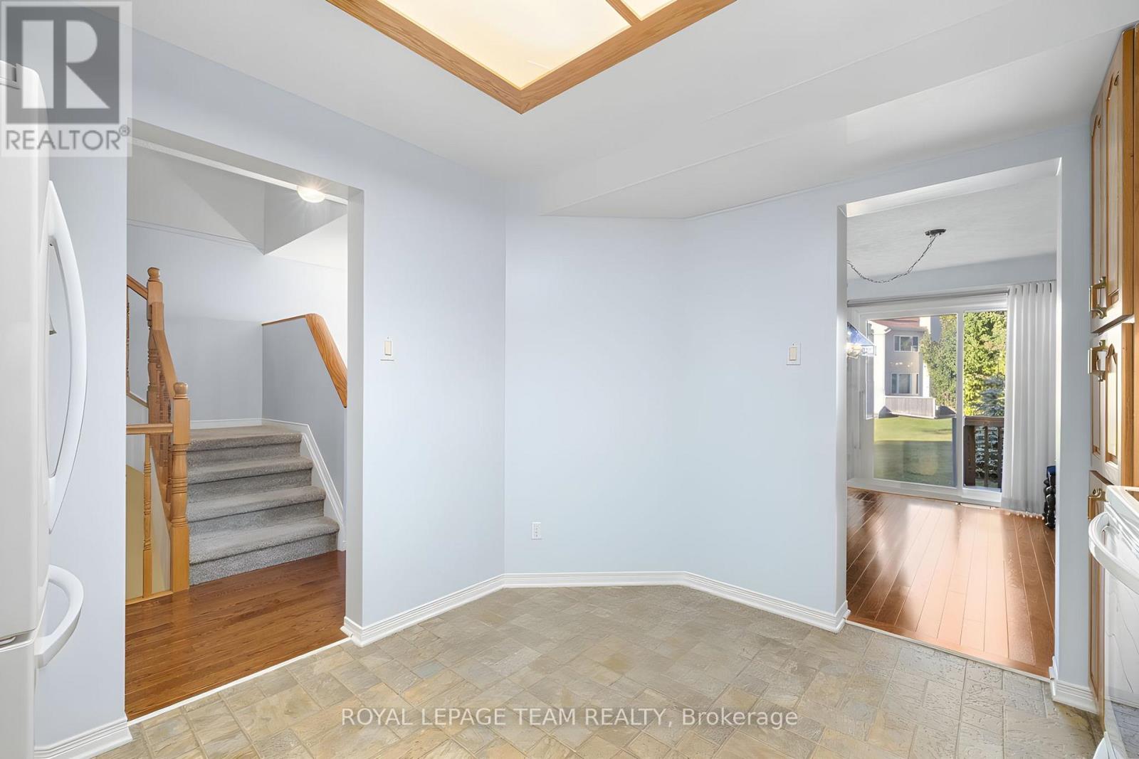 31 - 68 Grandcourt Drive, Ottawa, Ontario  K2G 5W9 - Photo 8 - X12662434