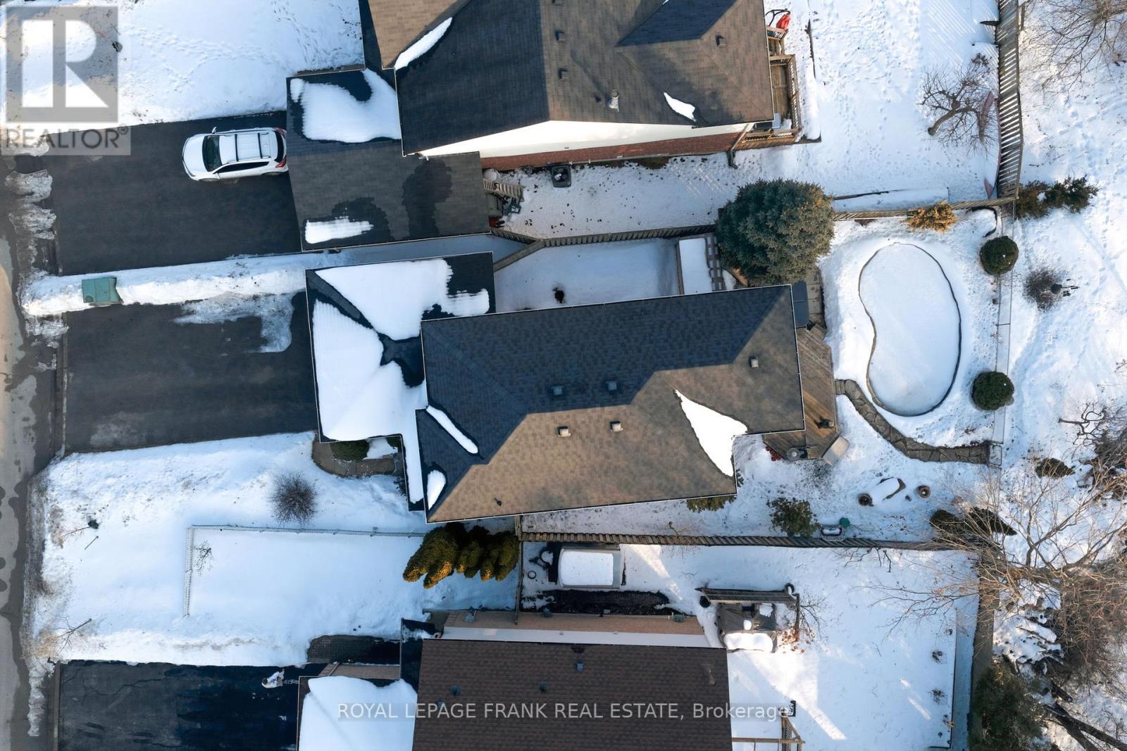 9 Royal Pines Court, Clarington, Ontario  L1C 4P4 - Photo 3 - E12952426