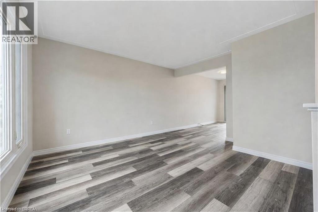 30 Rowanwood Avenue, Brantford, Ontario  N3S 7B9 - Photo 9 - 40815178