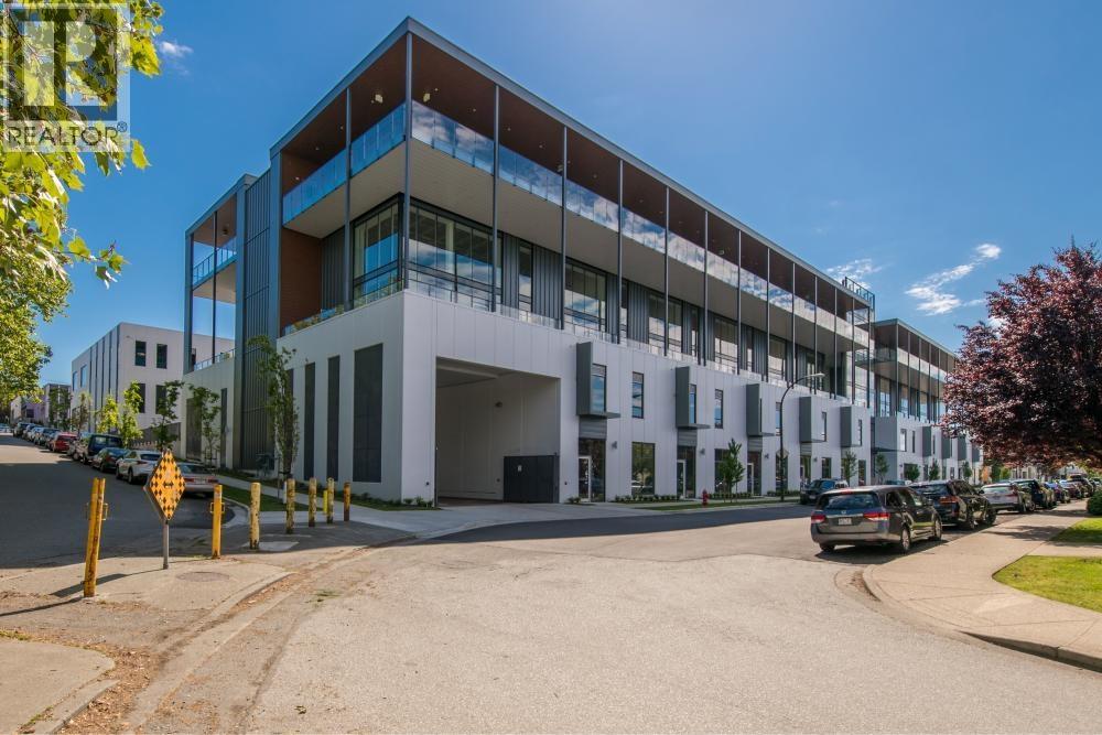 201 1930 Pandora Street, Vancouver, British Columbia  V5L 0C7 - Photo 2 - C8077415