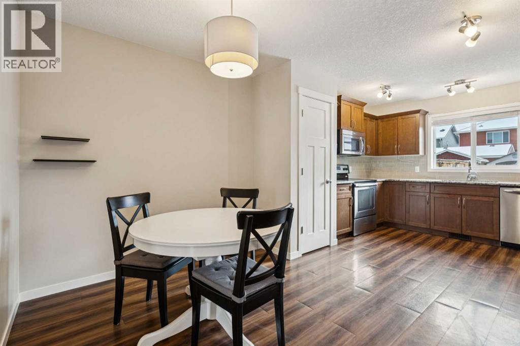 173 Willow Green, Cochrane, Alberta  T4C 0Y9 - Photo 6 - A2282481