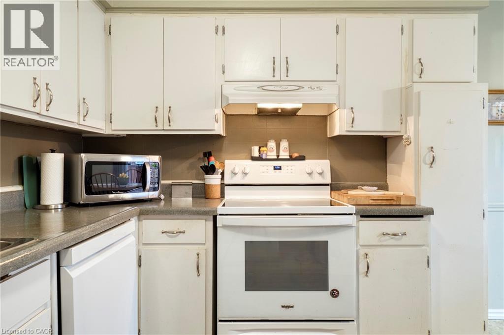 44 Breckenridge Drive, Kitchener, Ontario  N2B 2N9 - Photo 14 - 40816538