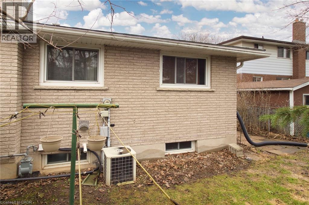 44 Breckenridge Drive, Kitchener, Ontario  N2B 2N9 - Photo 29 - 40816538