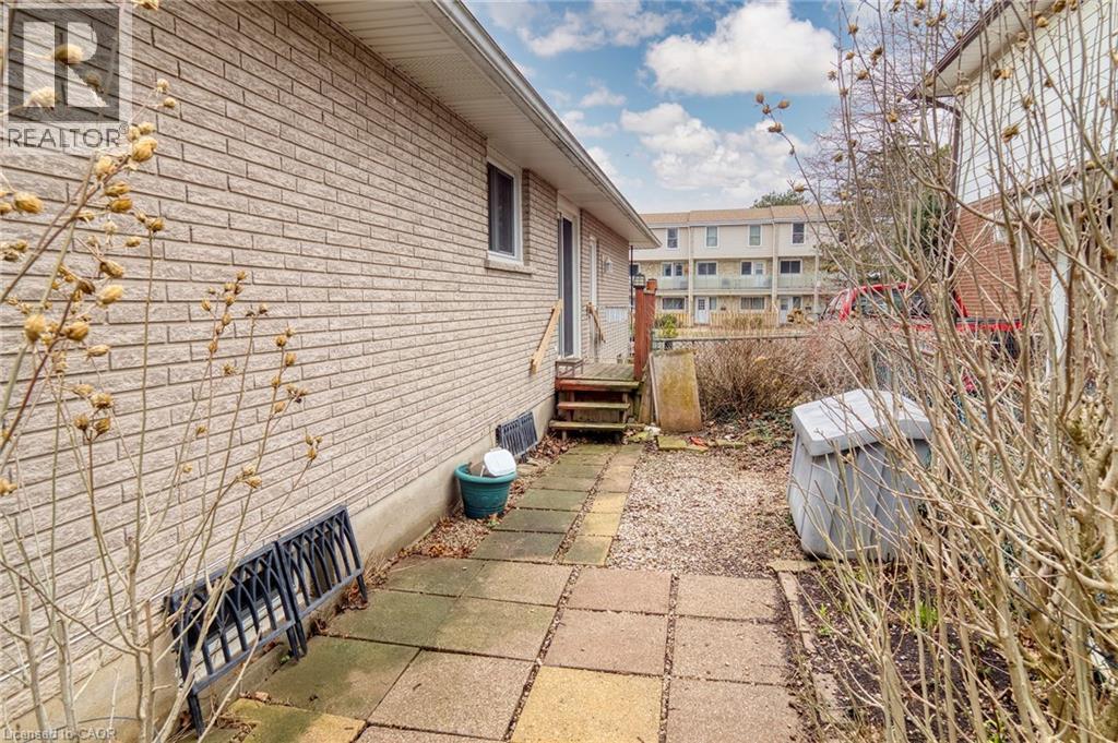 44 Breckenridge Drive, Kitchener, Ontario  N2B 2N9 - Photo 30 - 40816538