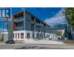 190 220 VICTORIA DRIVE, Vancouver, British Columbia