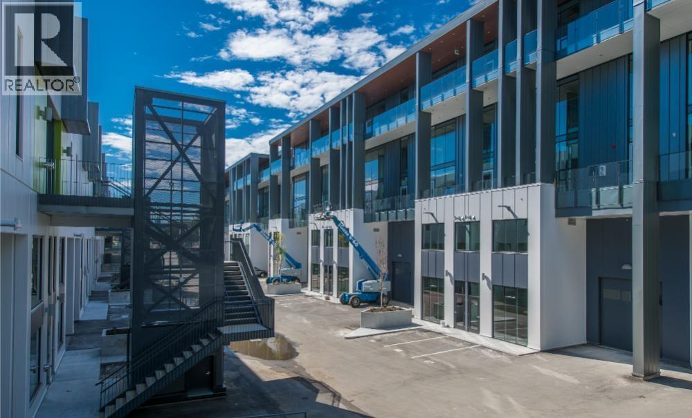 190 220 Victoria Drive, Vancouver, British Columbia  V5L 4C5 - Photo 3 - C8077416