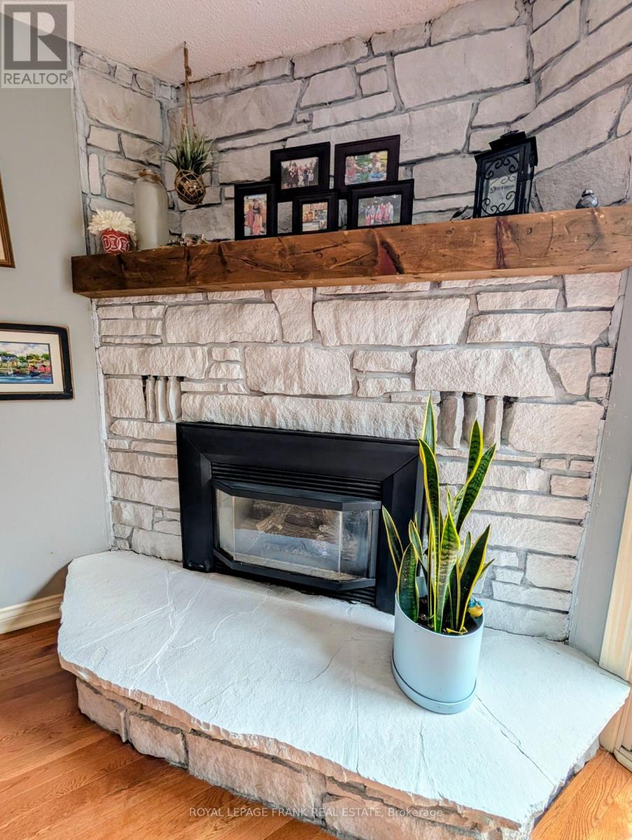 588 Carlisle Street, Cobourg, Ontario  K9A 1X6 - Photo 13 - X12952480