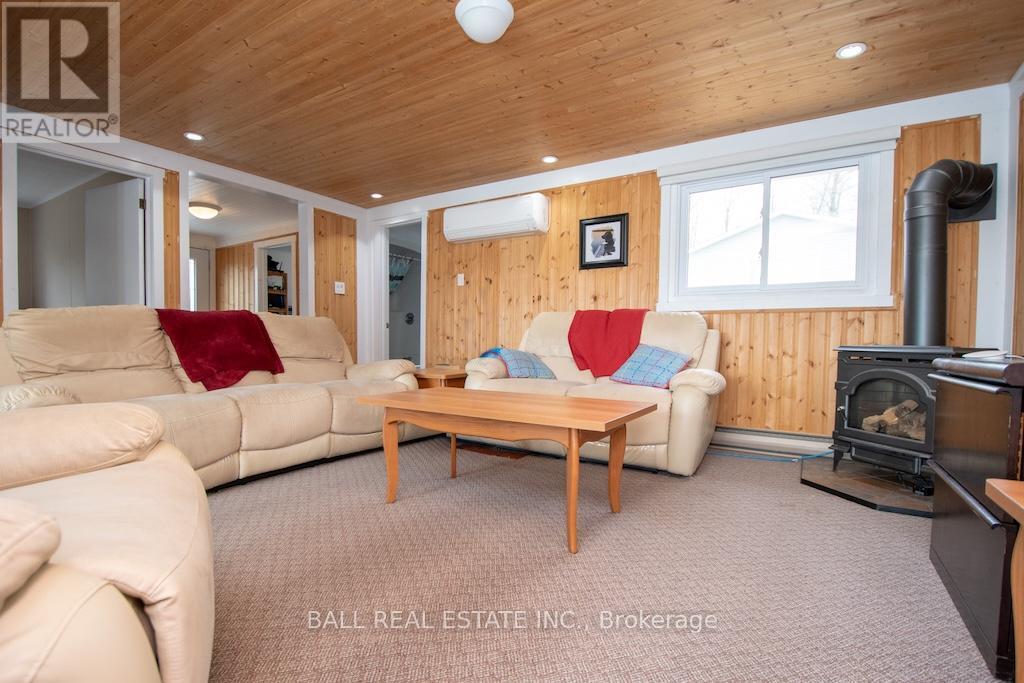 58 Woodland Trail, Trent Lakes, Ontario  K0L 1J0 - Photo 8 - X12952514