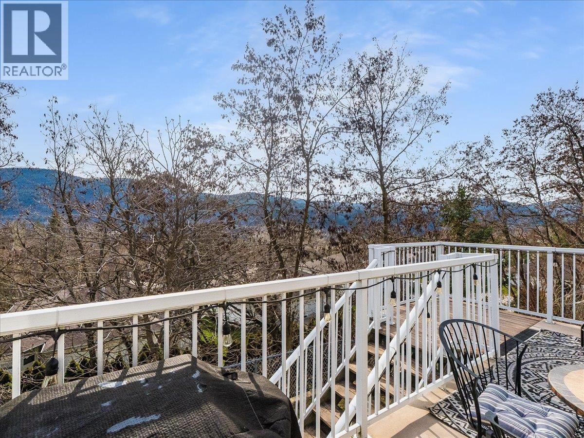 1448 Emerald Crescent, Castlegar, British Columbia  V1N 4W2 - Photo 72 - 10381820