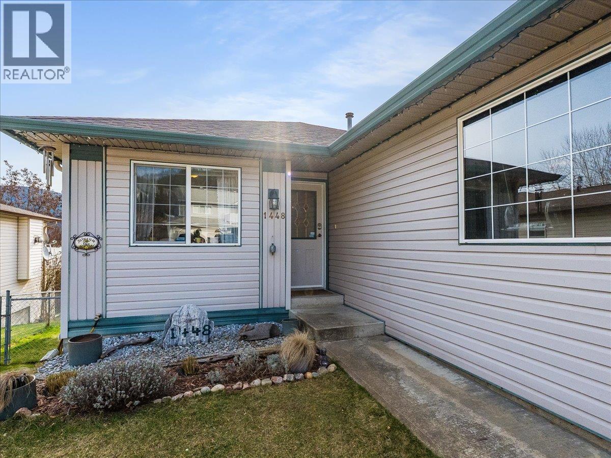 1448 Emerald Crescent, Castlegar, British Columbia  V1N 4W2 - Photo 49 - 10381820