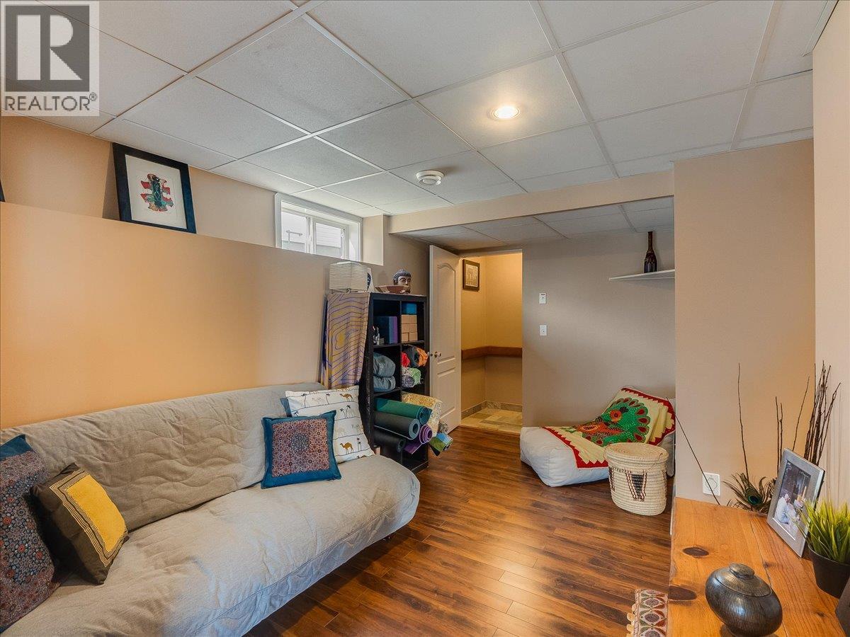 1448 Emerald Crescent, Castlegar, British Columbia  V1N 4W2 - Photo 40 - 10381820