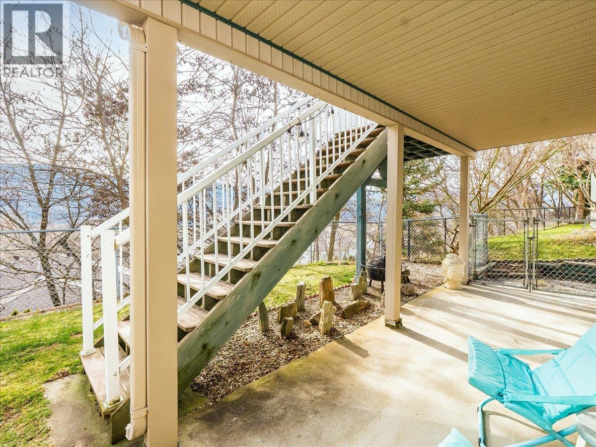 1448 Emerald Crescent, Castlegar, British Columbia  V1N 4W2 - Photo 66 - 10381820