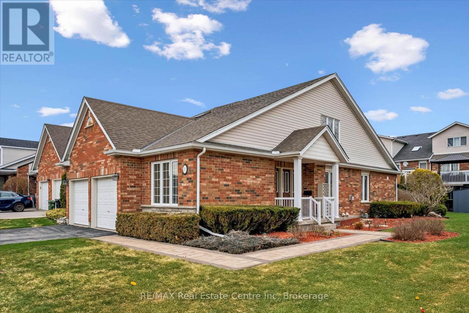 1 Thornton Street, Guelph, Ontario  N1E 7B4 - Photo 2 - X12952412