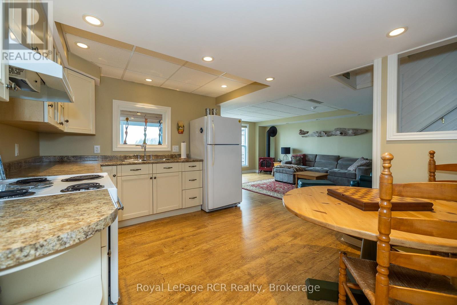 126 Sunset Point, Grey Highlands, Ontario  N0C 1E0 - Photo 26 - X12952486