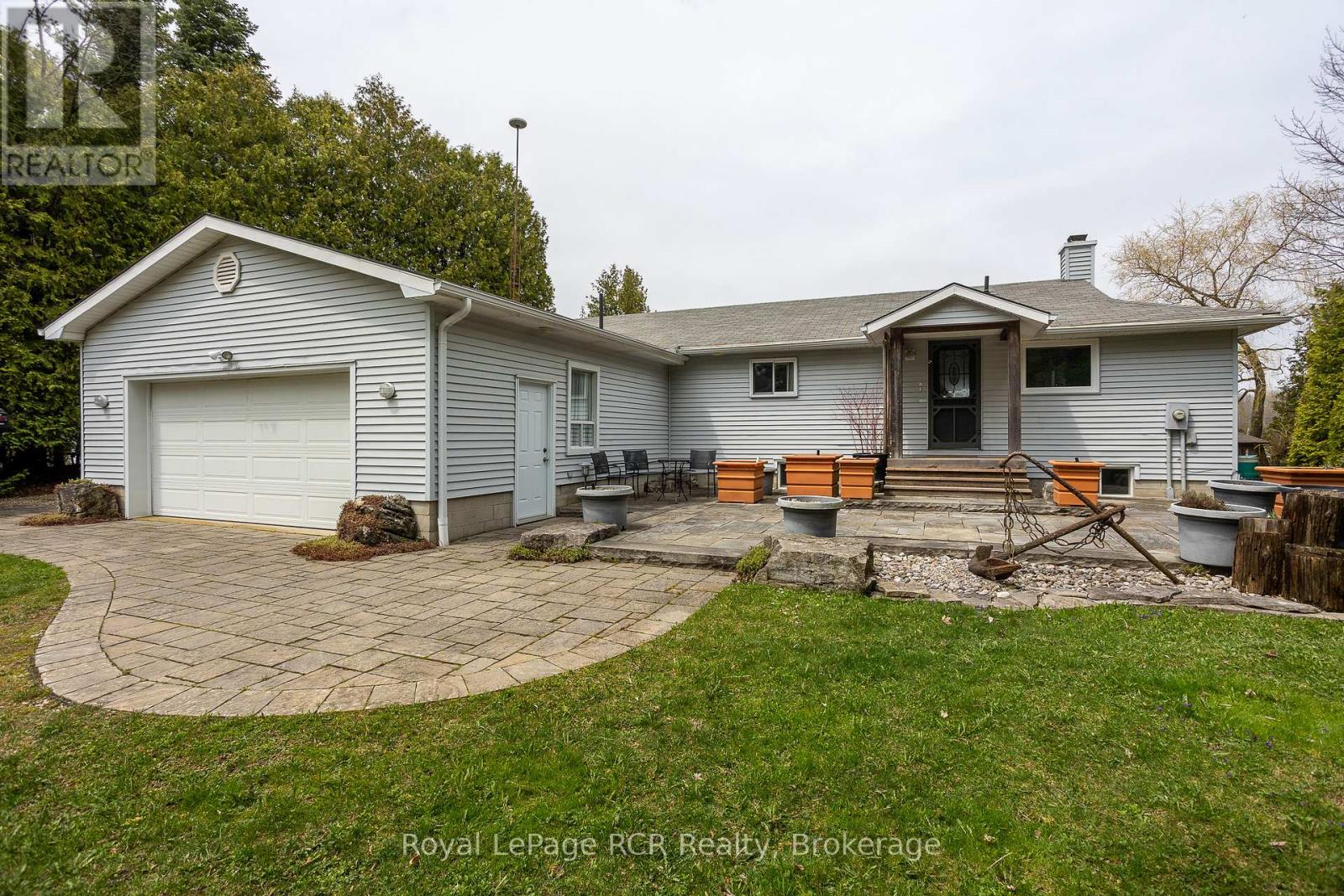 126 Sunset Point, Grey Highlands, Ontario  N0C 1E0 - Photo 4 - X12952486