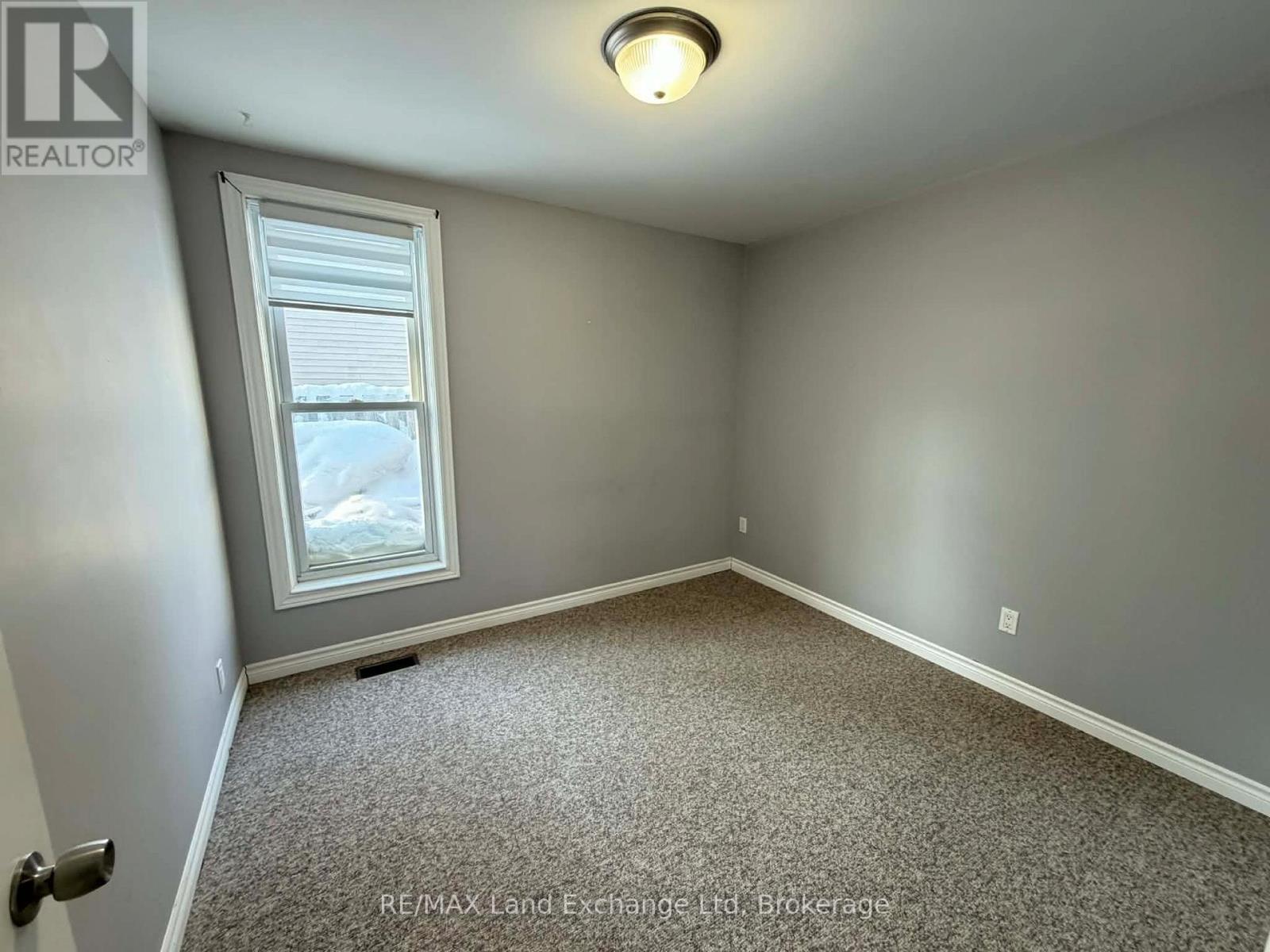 349 Shuter Street, North Huron, Ontario  N0G 2W0 - Photo 16 - X12952582