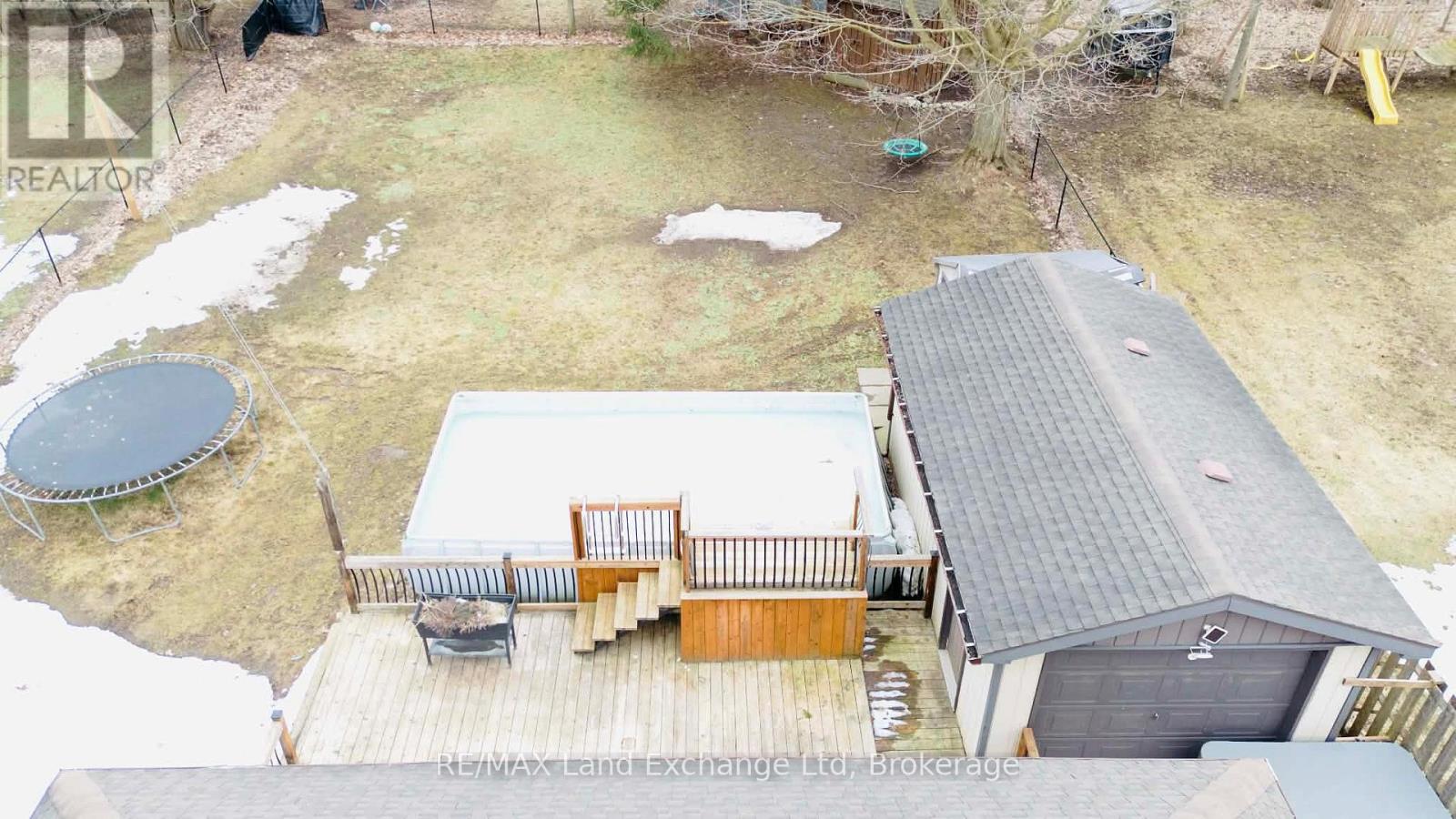 349 Shuter Street, North Huron, Ontario  N0G 2W0 - Photo 21 - X12952582