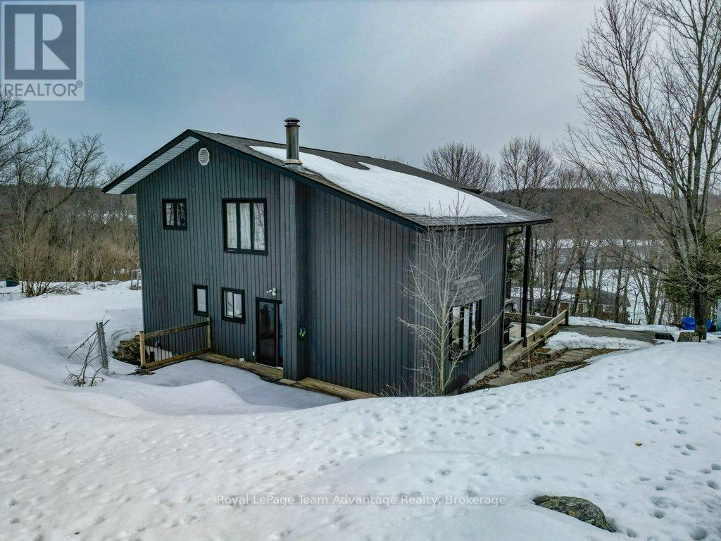 12 Taylor Crescent, Mcdougall, Ontario  P2A 2W9 - Photo 2 - X12952590