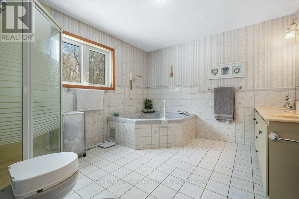 12 Taylor Crescent, Mcdougall, Ontario  P2A 2W9 - Photo 25 - X12952590