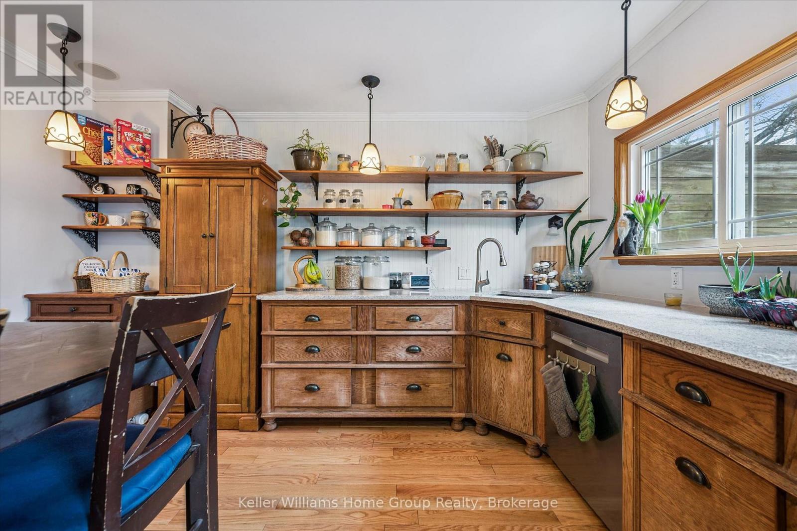 856 Gzowski Street, Centre Wellington, Ontario  N1M 3L4 - Photo 11 - X12952630