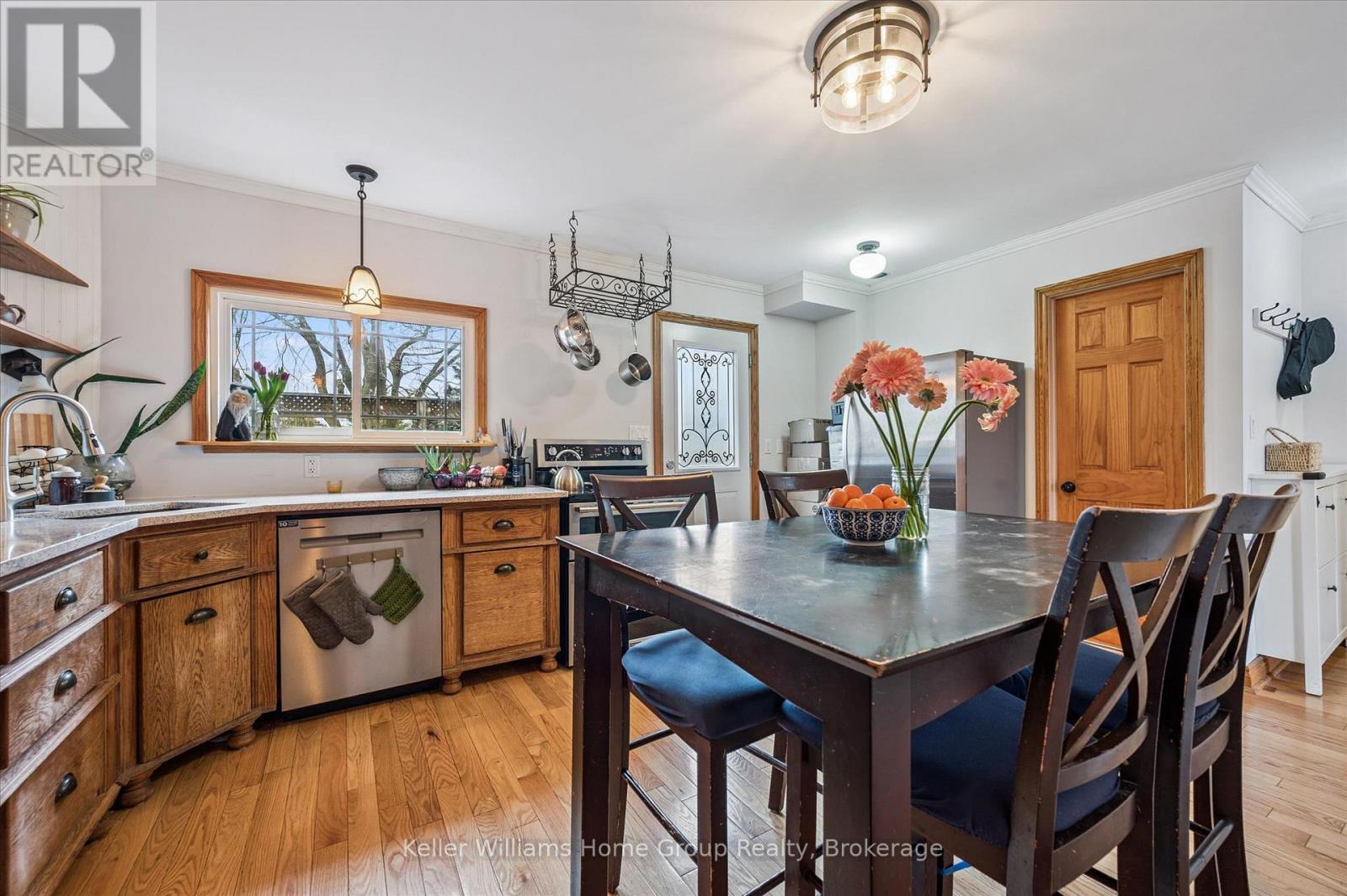 856 Gzowski Street, Centre Wellington, Ontario  N1M 3L4 - Photo 13 - X12952630