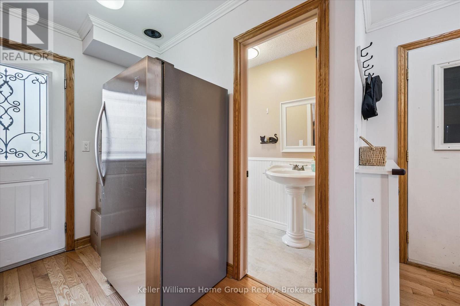 856 Gzowski Street, Centre Wellington, Ontario  N1M 3L4 - Photo 15 - X12952630