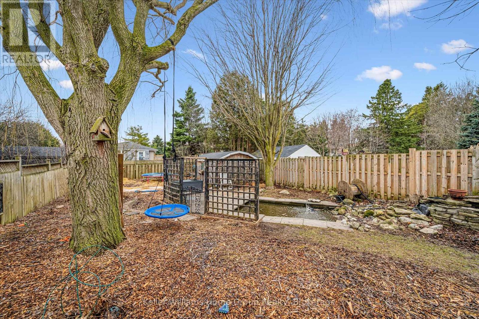 856 Gzowski Street, Centre Wellington, Ontario  N1M 3L4 - Photo 40 - X12952630