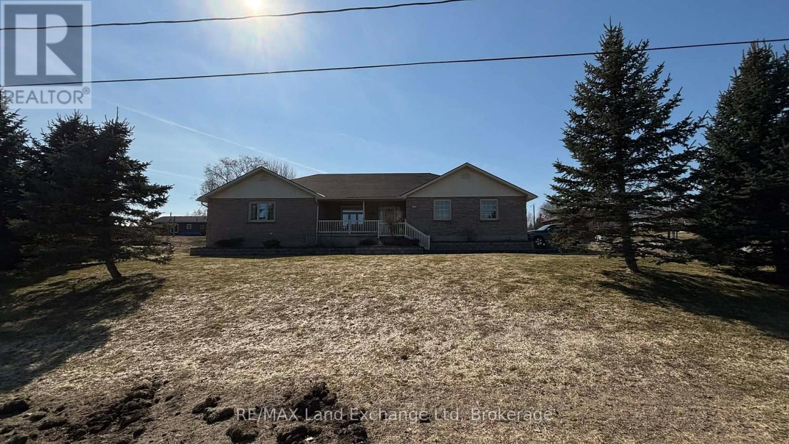 122 James Street, Arran-Elderslie, Ontario  N0G 2N0 - Photo 1 - X12952644