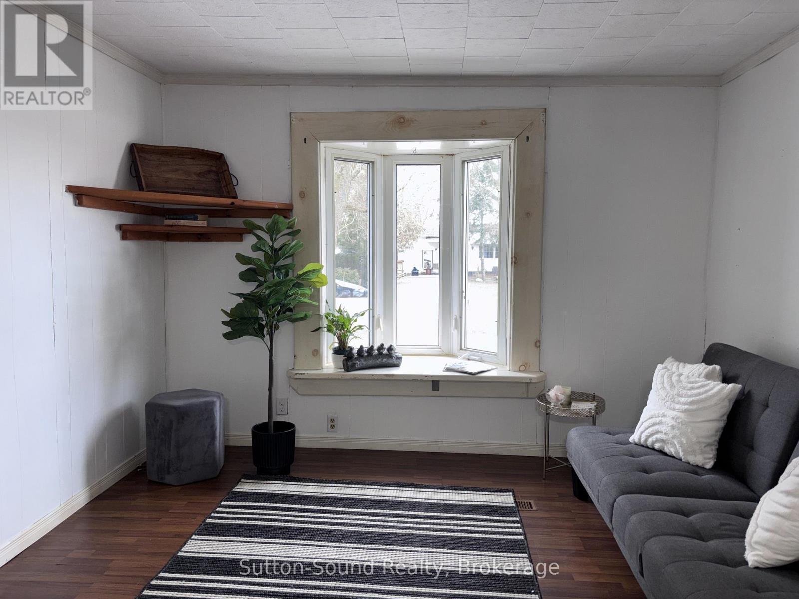 127 Harvey Street, Georgian Bluffs, Ontario  N0H 2N0 - Photo 14 - X12952672