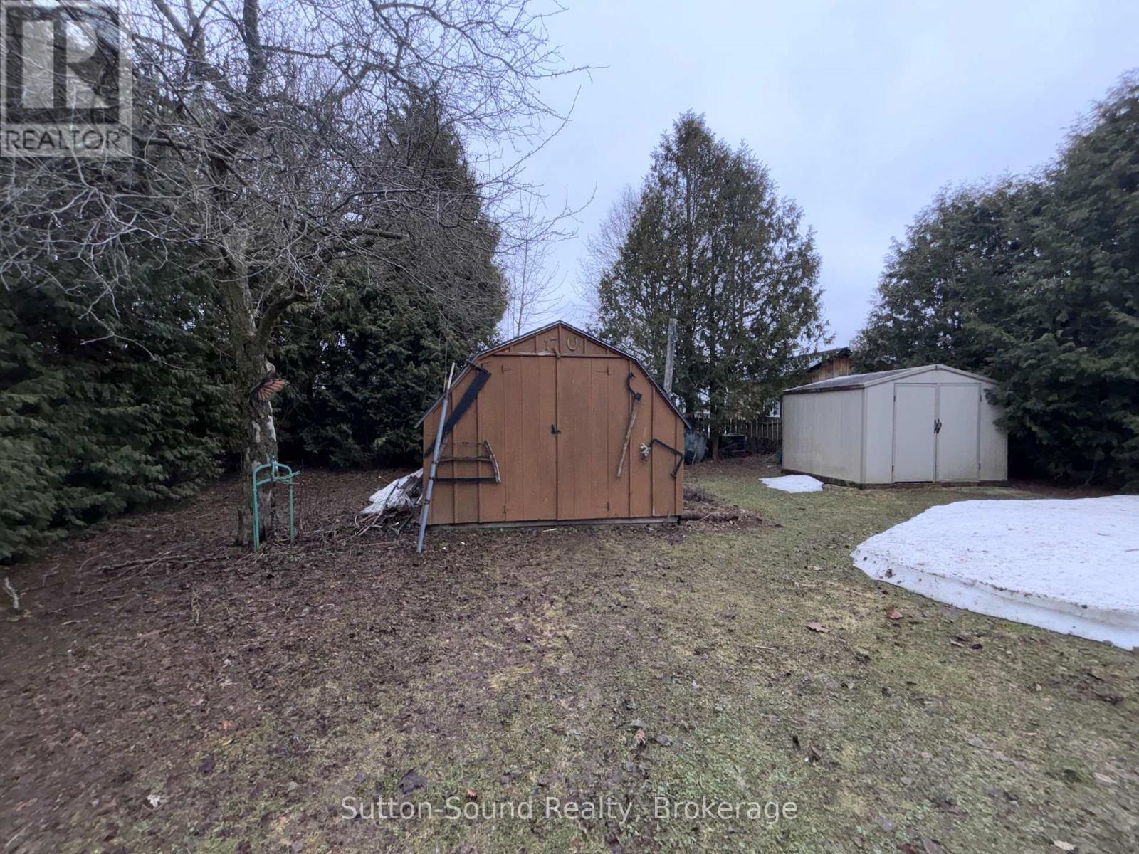 127 Harvey Street, Georgian Bluffs, Ontario  N0H 2N0 - Photo 5 - X12952672