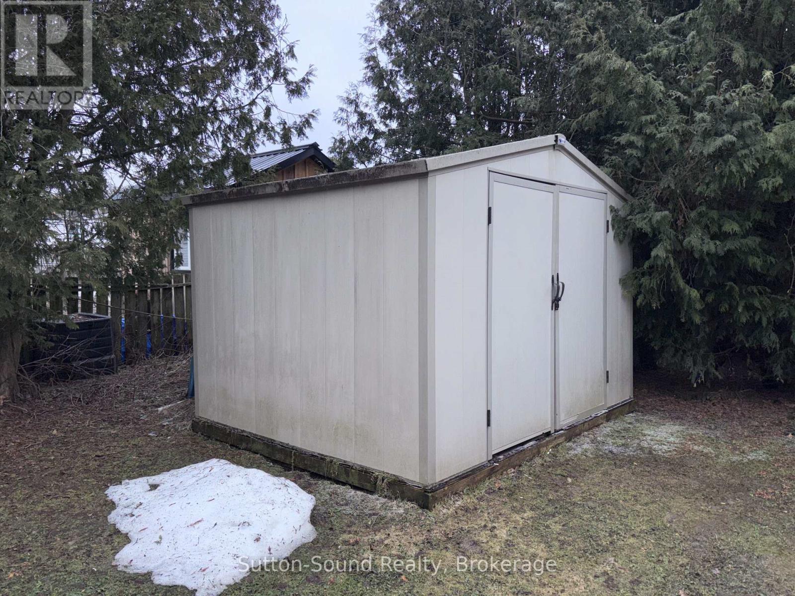 127 Harvey Street, Georgian Bluffs, Ontario  N0H 2N0 - Photo 6 - X12952672