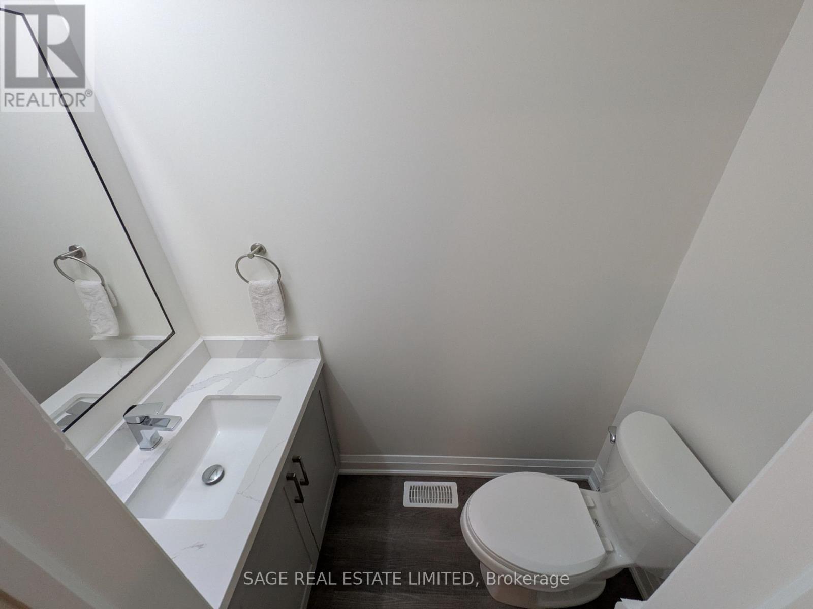 55 Jersey Avenue, Toronto, Ontario  M6G 3A4 - Photo 10 - C12952458