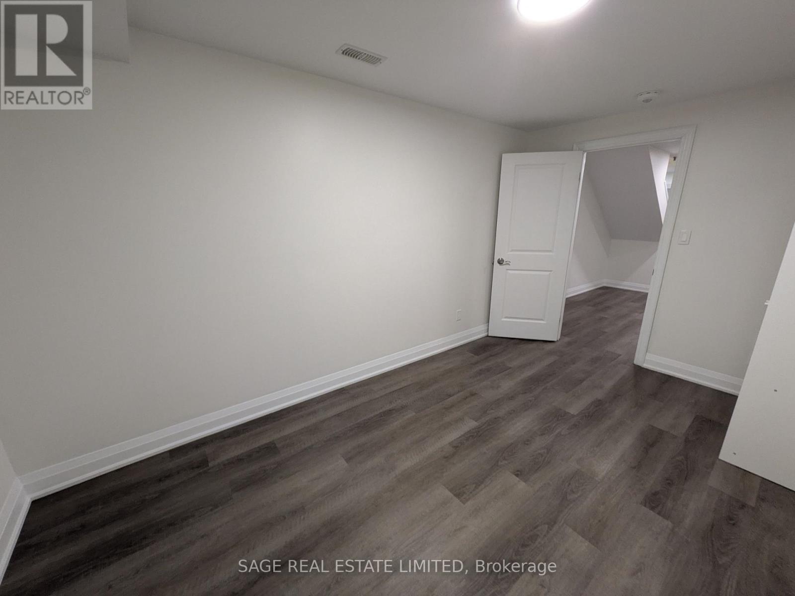 55 Jersey Avenue, Toronto, Ontario  M6G 3A4 - Photo 27 - C12952458