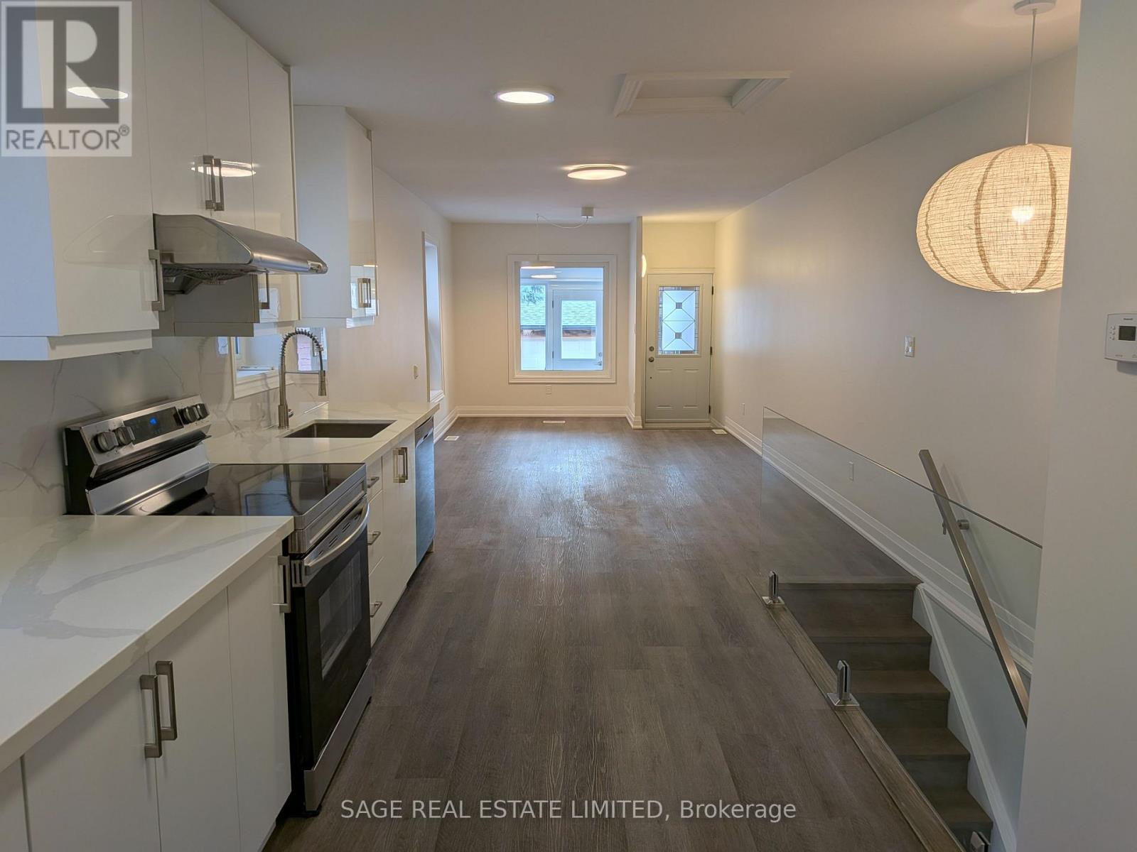 55 Jersey Avenue, Toronto, Ontario  M6G 3A4 - Photo 8 - C12952458