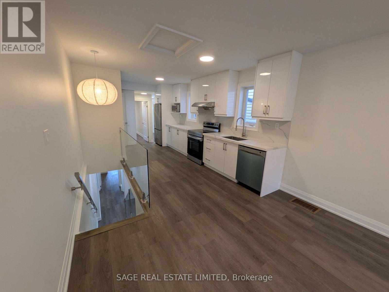 55 Jersey Avenue, Toronto, Ontario  M6G 3A4 - Photo 9 - C12952458