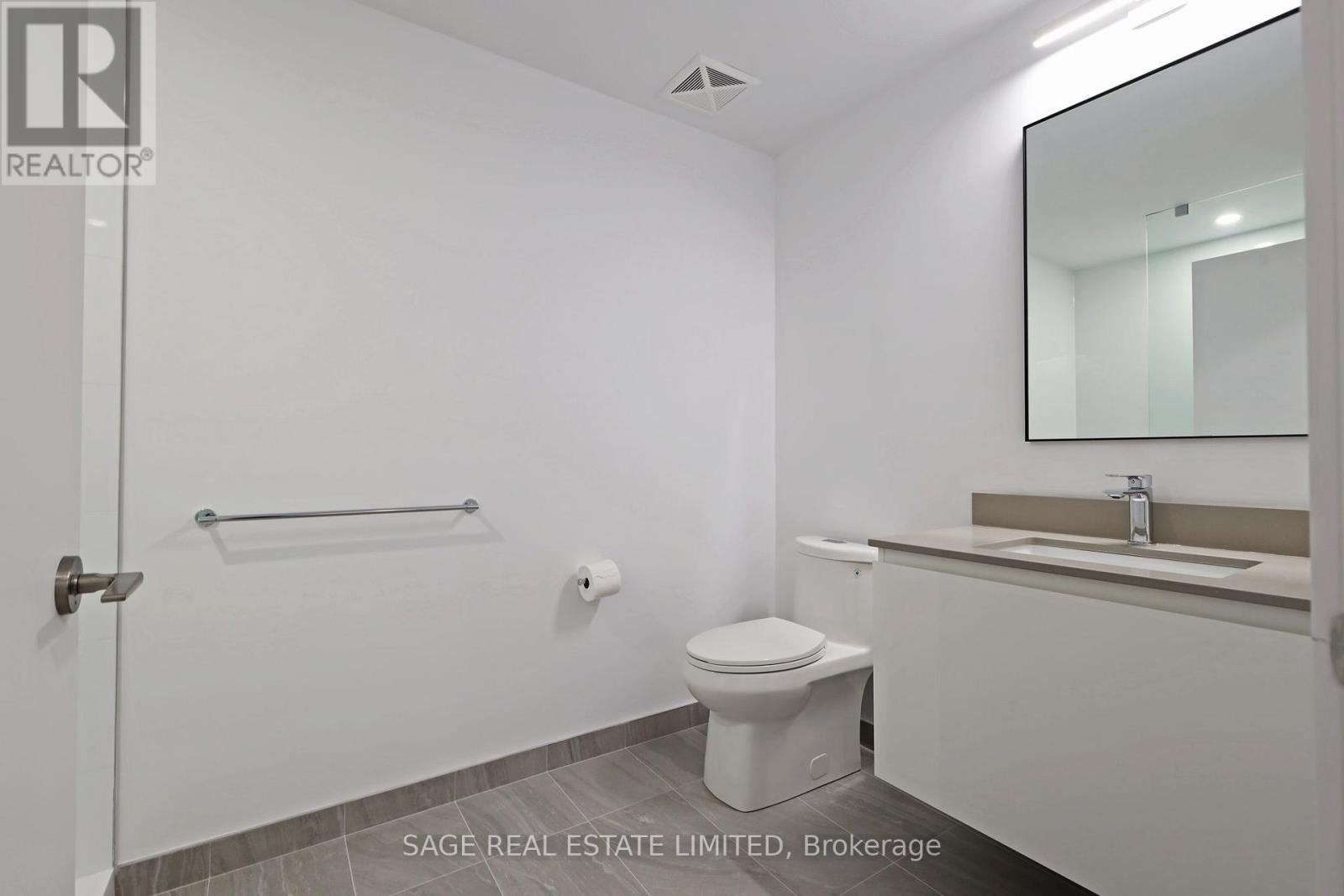417 - 1720 Bayview Avenue, Toronto, Ontario  M4G 3C4 - Photo 12 - C12952460