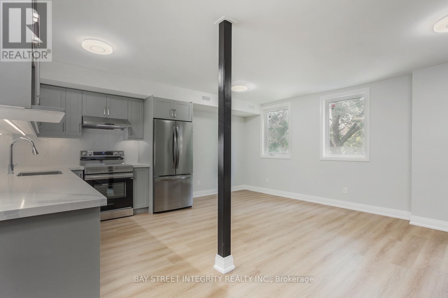 19 D'arcy Street, Toronto, Ontario  M5T 1J8 - Photo 6 - C12952466