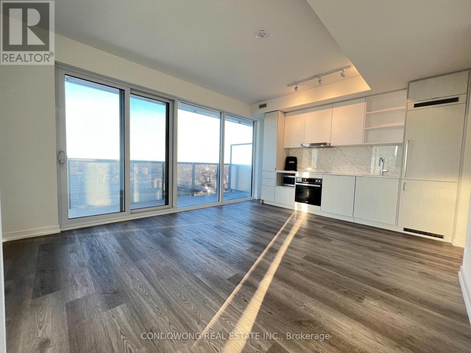 7201 - 55 Cooper Street, Toronto, Ontario  M5E 0G1 - Photo 1 - C12952490