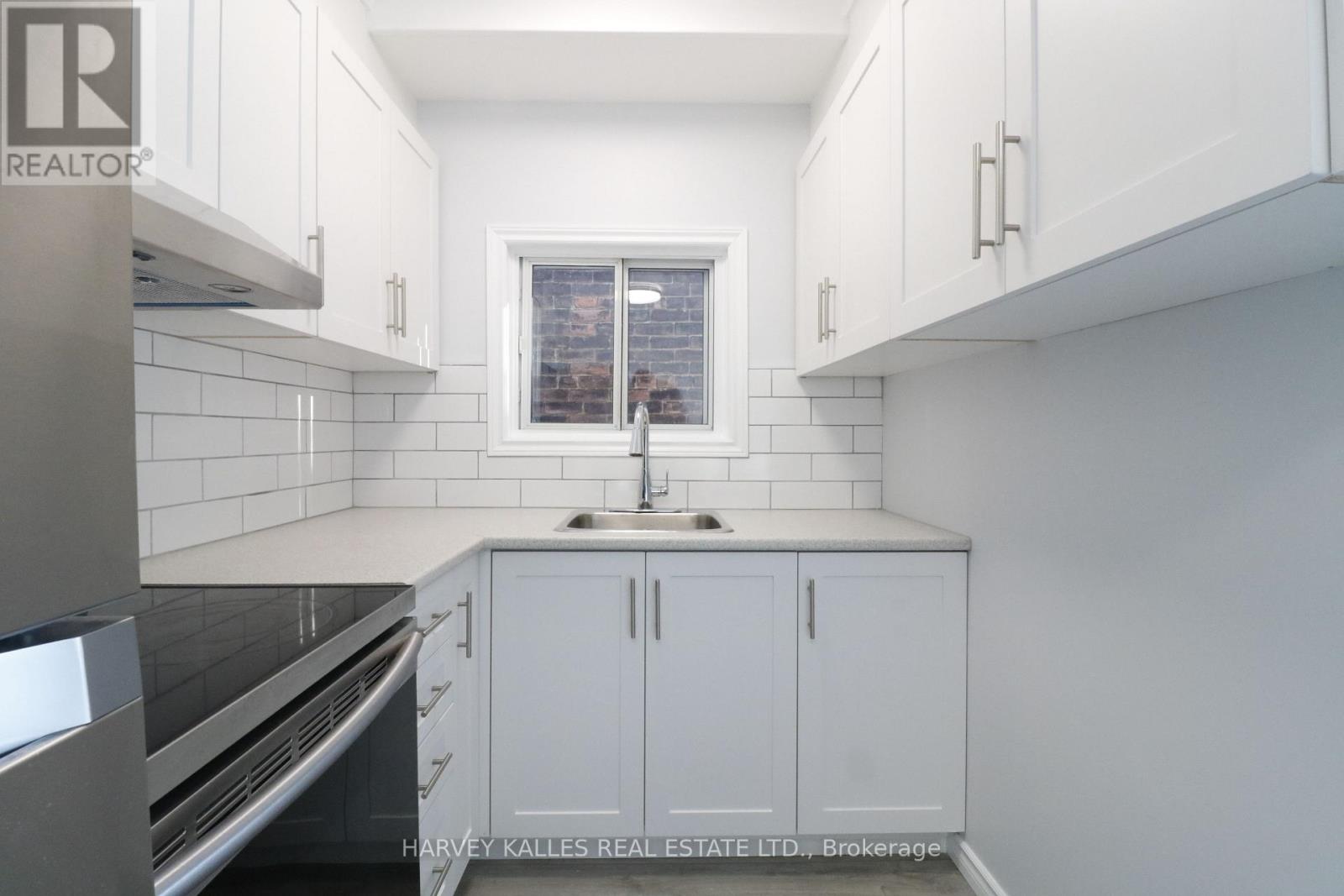 A - 199 Augusta Avenue, Toronto, Ontario  M5T 2L4 - Photo 1 - C12952496