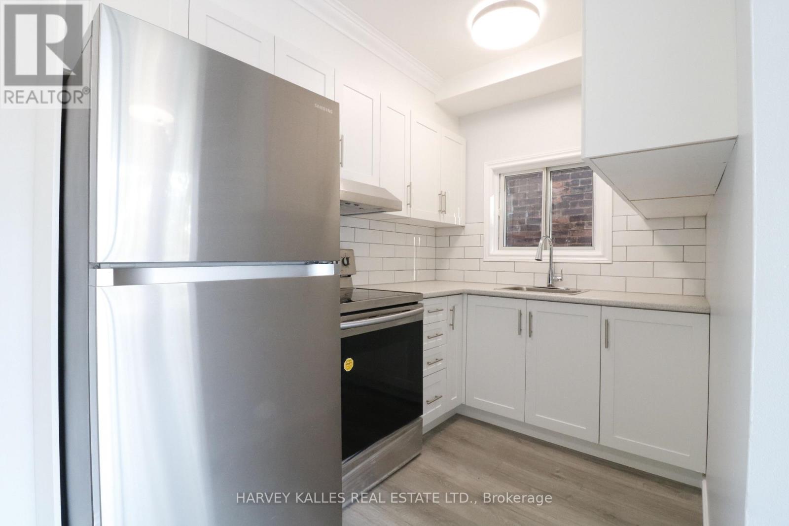 A - 199 Augusta Avenue, Toronto, Ontario  M5T 2L4 - Photo 2 - C12952496