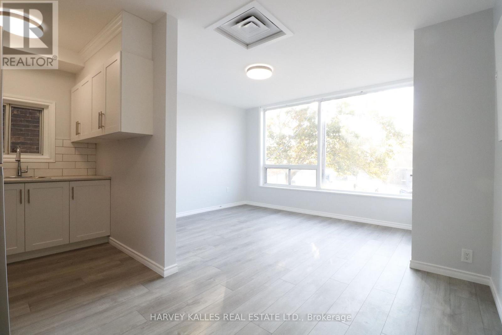 A - 199 Augusta Avenue, Toronto, Ontario  M5T 2L4 - Photo 4 - C12952496