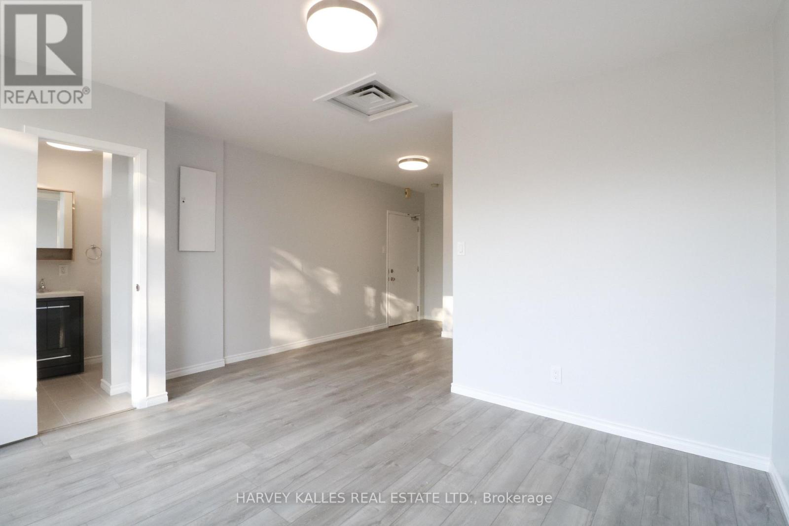 A - 199 Augusta Avenue, Toronto, Ontario  M5T 2L4 - Photo 8 - C12952496