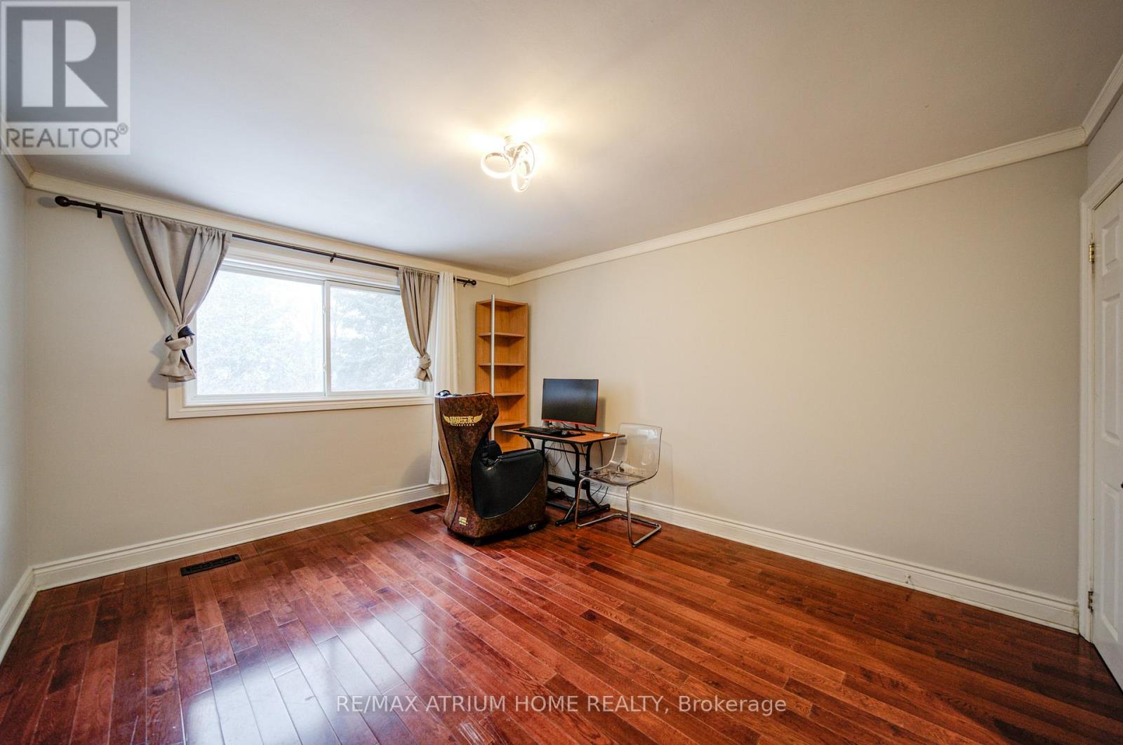 18 Doverwood Court, Toronto, Ontario  M2M 2G7 - Photo 22 - C12952560
