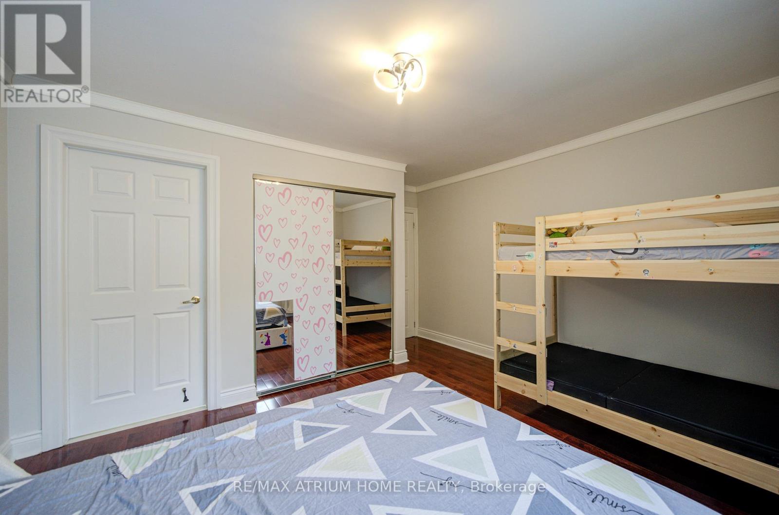 18 Doverwood Court, Toronto, Ontario  M2M 2G7 - Photo 29 - C12952560