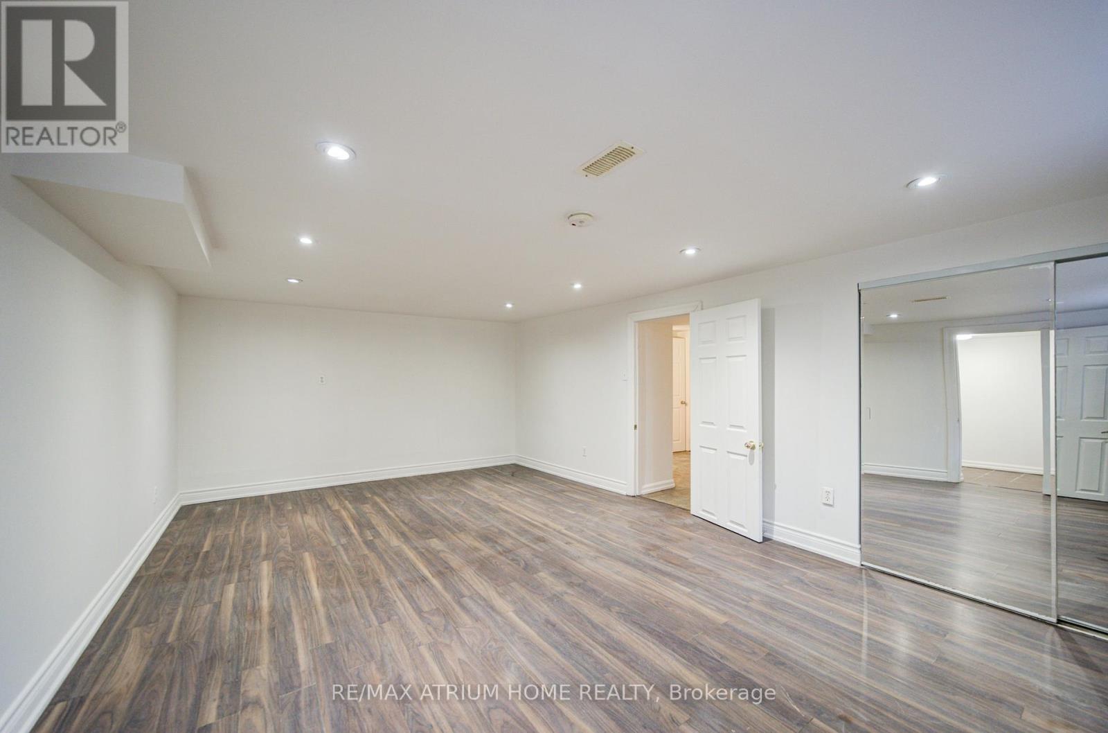 18 Doverwood Court, Toronto, Ontario  M2M 2G7 - Photo 35 - C12952560