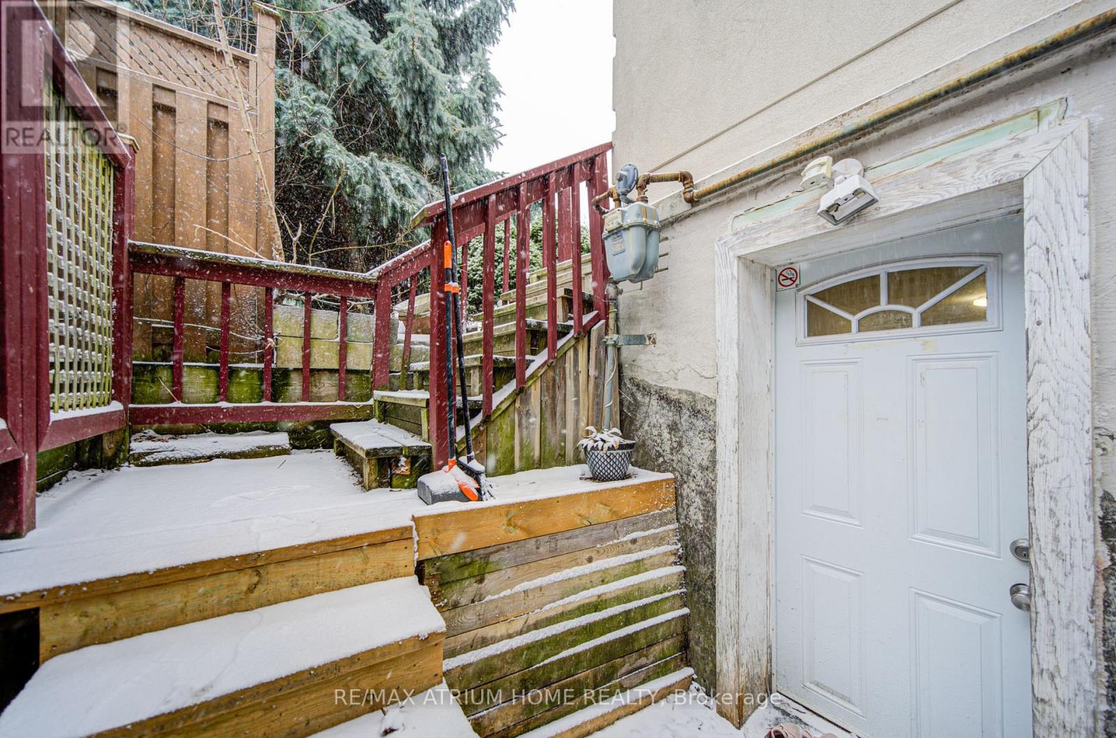 18 Doverwood Court, Toronto, Ontario  M2M 2G7 - Photo 42 - C12952560